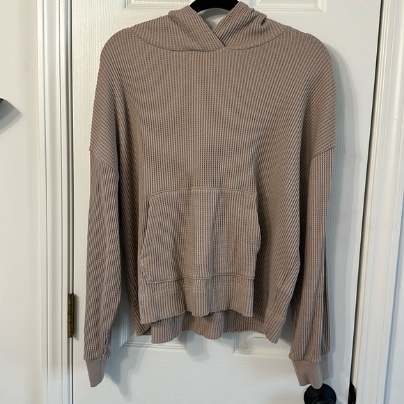 Tops - Gap Thermal waffle print Hoodie